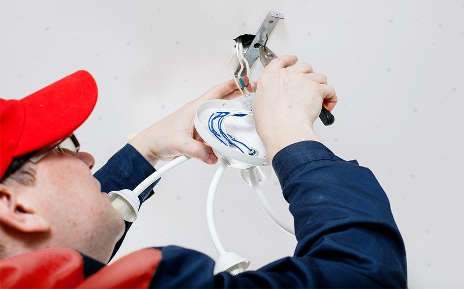électricien de maintenance Le Thillay